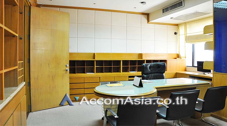 6  Office Space For Rent in Ratchadaphisek ,Bangkok MRT Thailand Cultural Center at RS Tower AA14812
